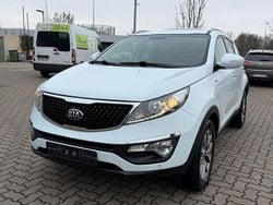 Weiß Gebraucht 2014 Kia Sportage FIFA World Cup Edition SUV | 9.900 € (Fairer Preis)