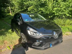 Schwarz Gebraucht 2020 Renault Clio V Kleinwagen | 7.800 € (Superpreis)