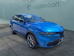 Blau Gebraucht 2022 Alfa Romeo Tonale Edizione Speciale SUV | 28.490 € (Fairer Preis)