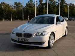 Weiß Gebraucht 2013 BMW 520 Limousine | 12.200 € (Guter Preis)