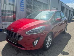 Rubyrot (metallic) Gebraucht 2021 Ford Fiesta Titanium Kleinwagen | 17.490 € (Fairer Preis)