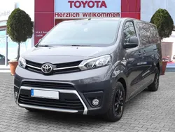 Basaltgrau metallic Gebraucht 2024 Toyota Proace Comfort Van | 39.990 € (Teuer)