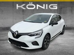 Weiß Gebraucht 2023 Renault Clio V Evolution Limousine | 13.490 € (Guter Preis)