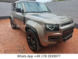 Gold Neu 2025 Land Rover Defender SUV | 201.943 €