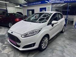 Weiß Gebraucht 2017 Ford Fiesta Titanium Kleinwagen | 9.750 € (Guter Preis)