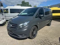 Grau Gebraucht 2021 Mercedes Vito Van / Kleinbus | 27.358 € (Fairer Preis)
