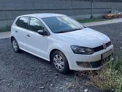 Weiß Gebraucht 2010 VW Polo Trendline Kleinwagen | 5.100 € (Fairer Preis)