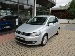 Silber Gebraucht 2013 VW Golf VII Life Limousine | 8.490 € (Superpreis)