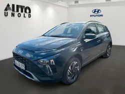 Grau Gebraucht 2024 Hyundai Bayon Trend SUV | 17.900 € (Superpreis)