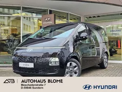 Abyss black Gebraucht 2024 Hyundai Staria Trend Van | 48.190 € (Guter Preis)