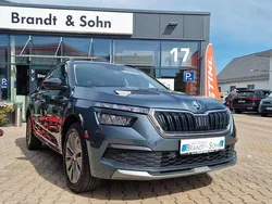 Grau Gebraucht 2021 Skoda Kamiq Clever SUV | 20.890 € (Fairer Preis)