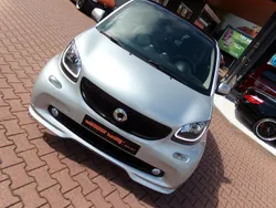 Silber Gebraucht 2018 Smart ForTwo Coupé Brabus Coupé | 15.351 € (Fairer Preis)