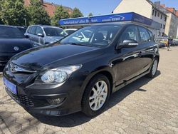Schwarz Gebraucht 2011 Hyundai i30 Style Limousine | 4.490 € (Fairer Preis)