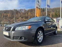 Titanium grey pearl / metallic Gebraucht 2009 Volvo V70 Momentum Kombi | 4.890 € (Guter Preis)