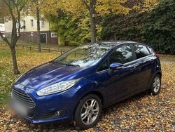 Blau Gebraucht 2015 Ford Fiesta Kleinwagen | 6.000 € (Guter Preis)