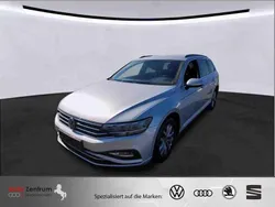 Silber Gebraucht 2023 VW Passat Business Kombi | 21.970 € (Fairer Preis)