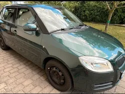 Grün Gebraucht 2008 Skoda Fabia Classic Limousine | 1.900 € (Fairer Preis)