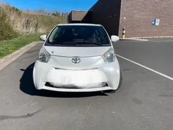 Weiß Gebraucht 2009 Toyota iQ Kleinwagen | 4.290 € (Guter Preis)