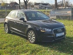 Schwarz Gebraucht 2013 Audi A1 Sportback Attraction Kleinwagen | 8.890 € (Fairer Preis)