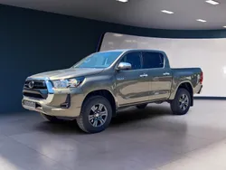 Oxide bronze Gebraucht 2025 Toyota HiLux Comfort Abholung | 43.479 € (Fairer Preis)