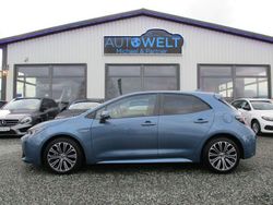 Blau Gebraucht 2019 Toyota Corolla Hybrid Club Limousine | 22.680 € (Etwas zu teuer)