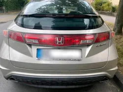 Silber Gebraucht 2008 Honda Civic Limousine | 6.100 € (Fairer Preis)