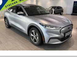 Silber Gebraucht 2022 Ford Mustang Mach-E Standard Range SUV | 38.999 € (Etwas zu teuer)