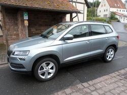 Grau Gebraucht 2020 Skoda Karoq Ambition SUV | 15.490 € (Fairer Preis)