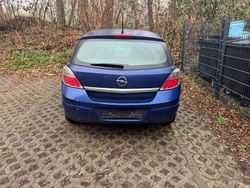 Blau Gebraucht 2009 Opel Astra Cosmo Limousine | 1.200 € (Superpreis)