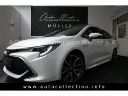 Weiß Gebraucht 2019 Toyota Corolla Lounge Kombi | 22.397 € (Fairer Preis)