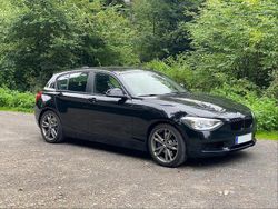 Schwarz Gebraucht 2012 BMW 114 Sport Line Kleinwagen | 9.990 €