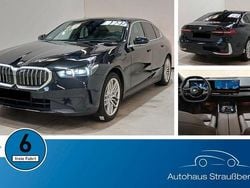 Schwarzkeine angabe Gebraucht 2024 BMW 520 Comfort Edition Limousine | 47.990 € (Guter Preis)