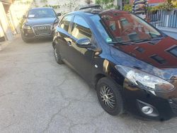 Schwarz Gebraucht 2012 Mazda 2 Sports-Line Kleinwagen | 3.800 € (Fairer Preis)