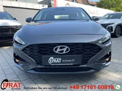 Grau Neu 2025 Hyundai i30 Limousine | 22.900 € (Superpreis)