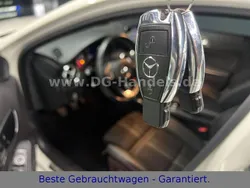 Calcitweiss Gebraucht 2017 Mercedes A180 Urban Limousine | 15.990 € (Fairer Preis)