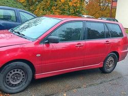 Rot Gebraucht 2005 Mitsubishi Lancer Kombi | 900 € (Etwas zu teuer)