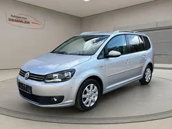 Silber Gebraucht 2013 VW Touran Van / Kleinbus | 11.800 € (Etwas zu teuer)