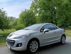 Silber Gebraucht 2013 Peugeot 207 CC Cabrio | 7.490 € (Teuer)
