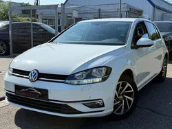 Weiß Gebraucht 2017 VW Golf VII Sound Limousine | 13.700 € (Fairer Preis)