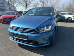 Blau Gebraucht 2014 VW Golf Sportsvan Highline Van / Kleinbus | 14.999 € (Etwas zu teuer)