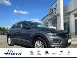 Grau metallic Gebraucht 2020 VW T-Roc Style SUV | 25.644 €