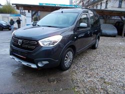 Grau Gebraucht 2020 Dacia Dokker Stepway Van / Kleinbus | 11.490 € (Guter Preis)