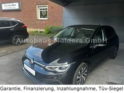 Deep black perleffekt Gebraucht 2021 VW Golf VIII Style Limousine | 23.950 € (Fairer Preis)