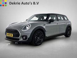 Grau Gebraucht 2020 Mini Cooper D Clubman Business Kombi | 14.399 € (Guter Preis)
