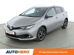 Grau Gebraucht 2019 Toyota Auris Team Limousine | 15.720 € (Etwas zu teuer)