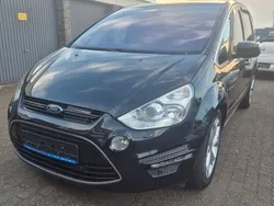 Schwarz Gebraucht 2010 Ford S-MAX Titanium Van / Kleinbus | 6.390 € (Fairer Preis)