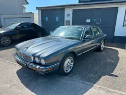 Grau Gebraucht 1996 Jaguar X300 Limousine | 6.899 €