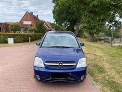 Blau Gebraucht 2004 Opel Meriva Van / Kleinbus | 650 € (Superpreis)