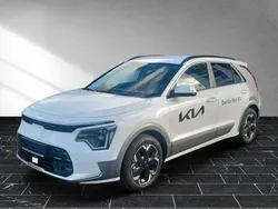 Snow white pearl Gebraucht 2024 Kia e-Niro Inspiration SUV | 39.400 € (Teuer)