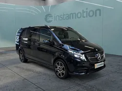 Schwarz Gebraucht 2024 Mercedes V300 Van / Kleinbus | 79.590 €
